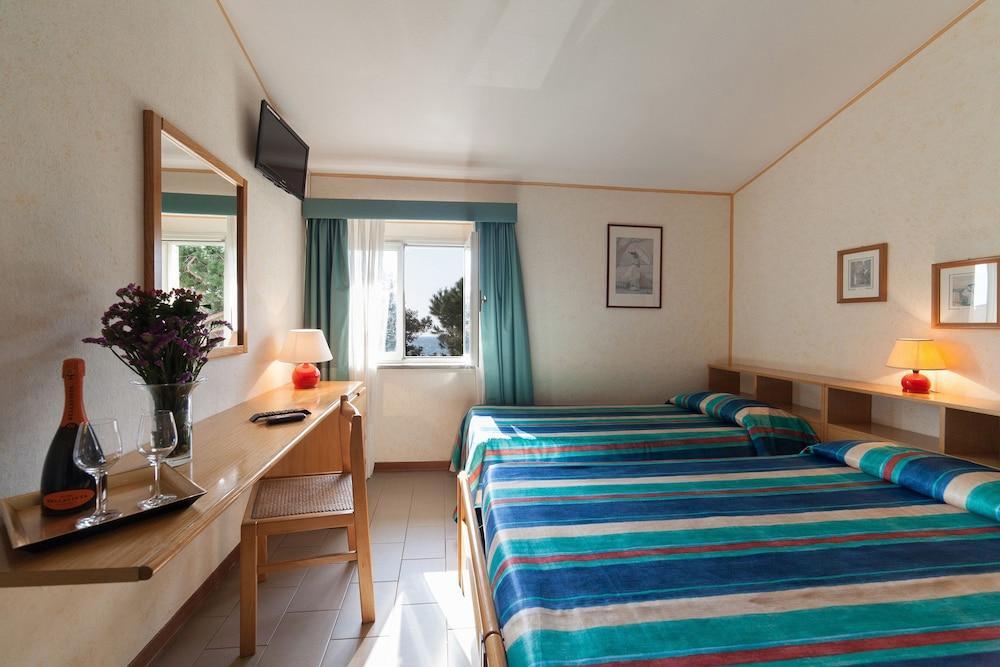 Hotel Villa Bolgheri Marina di Castagneto Carducci Esterno foto
